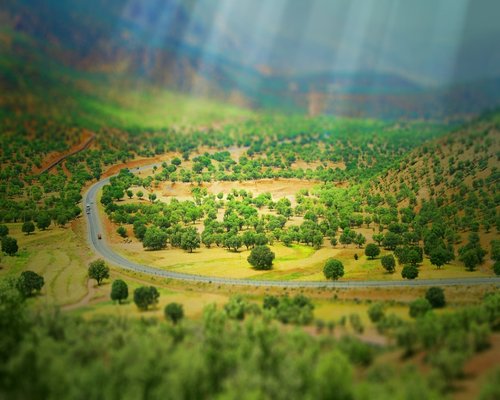 Preview of the fictional Southern Mix Trails mobile game